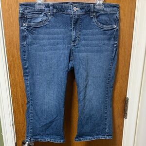 White House Black Market Blue Cropped Jeans